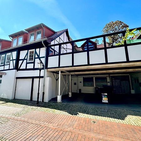 Jasta Homes Altstadt, Zentral, Ueberdachter Parkplatz, Netflix, Vollausstattung, Loft, Modern Und Komfort Hamelin Ngoại thất bức ảnh